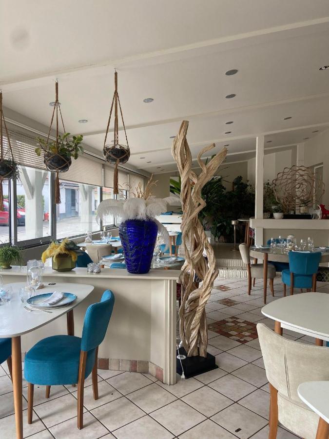 Logis Hotel Restaurant Chez Nous Sainte-Croix  Bagian luar foto
